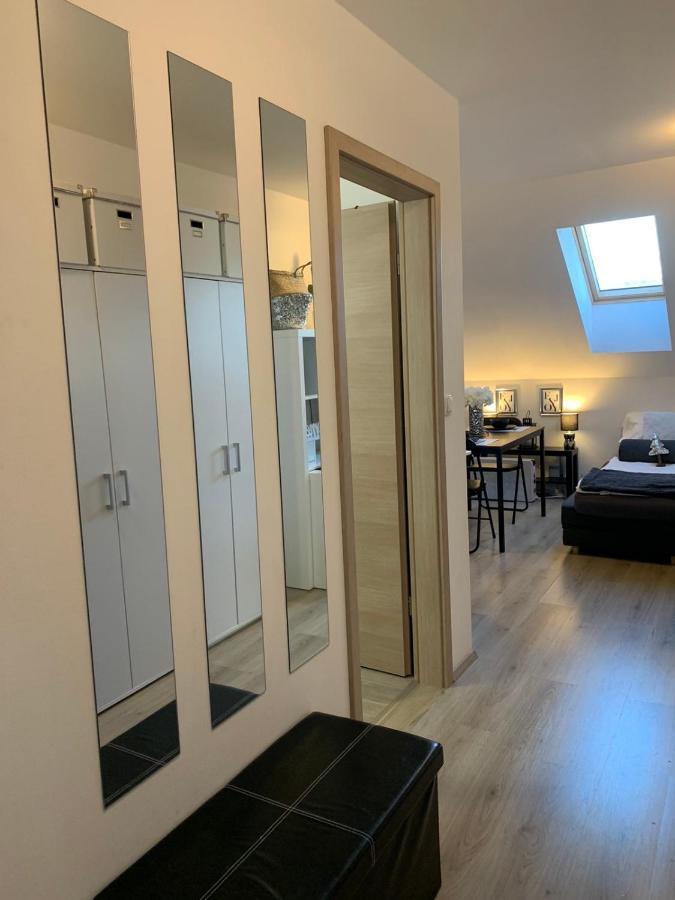 Apartment Mansarda Μαριμπόρ Εξωτερικό φωτογραφία